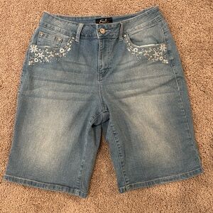 💜 3 for $10 Jean Shorts